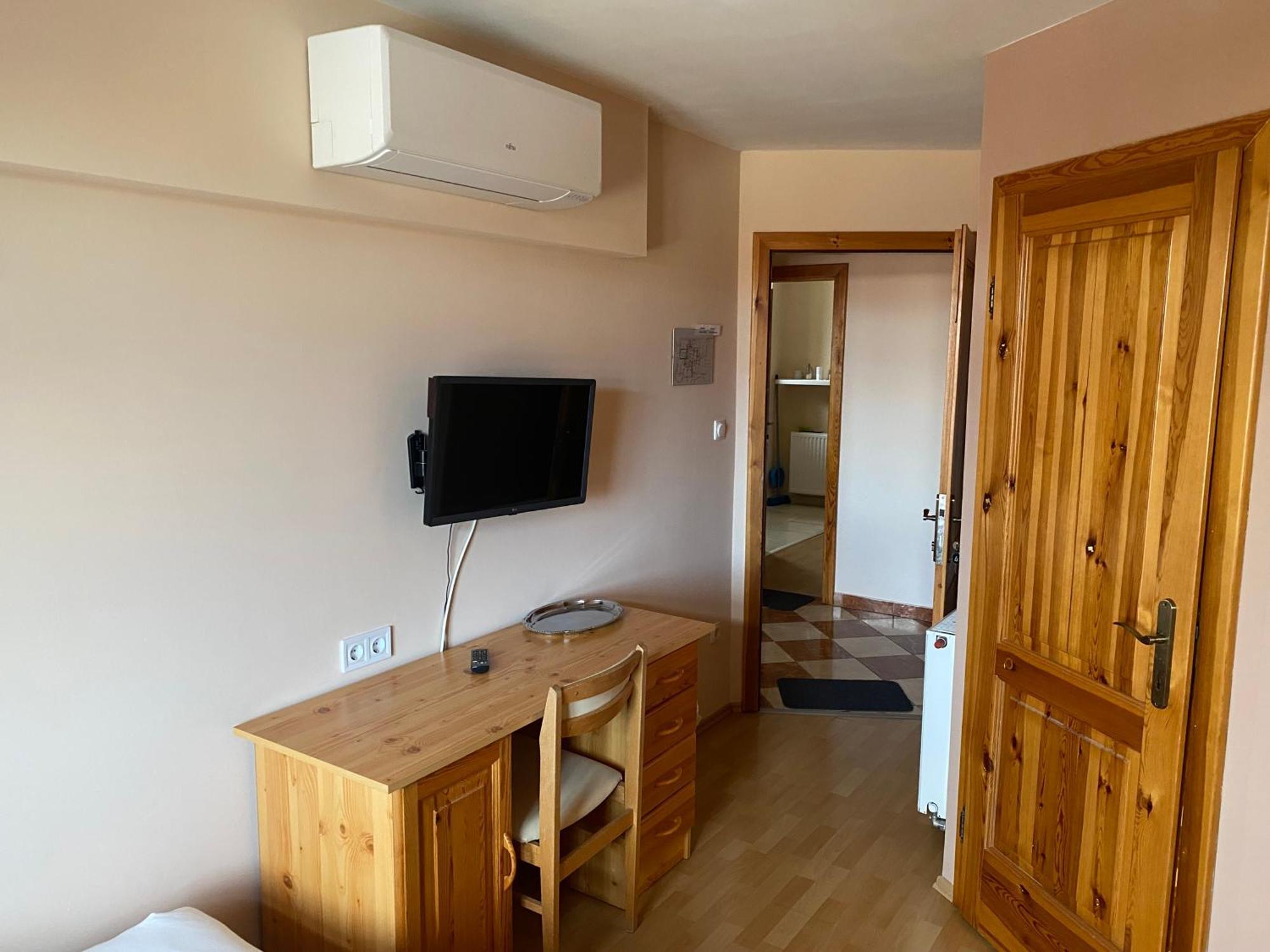 Ambrozia Guesthouse Nagykanizsa Ngoại thất bức ảnh