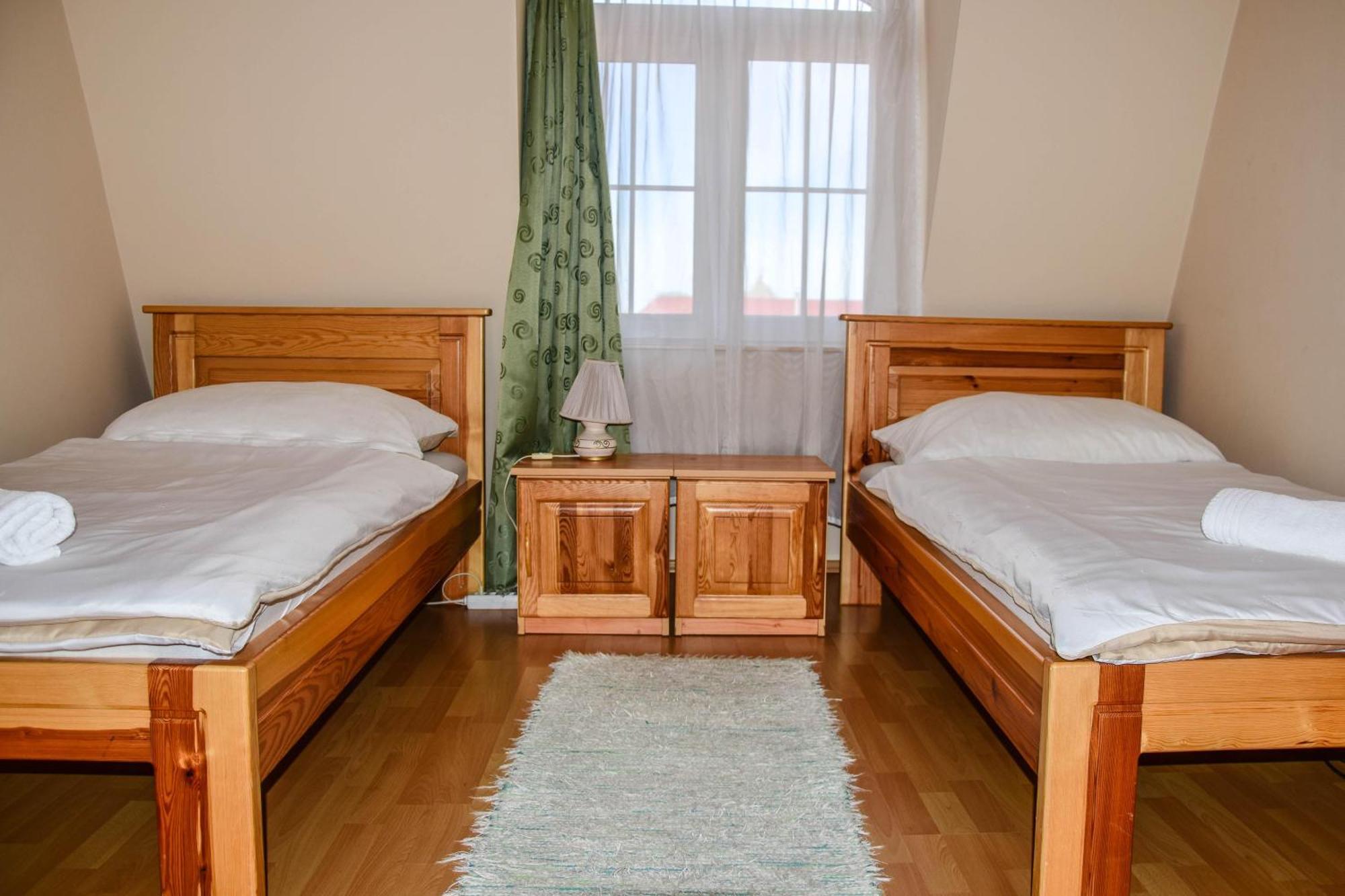 Ambrozia Guesthouse Nagykanizsa Ngoại thất bức ảnh