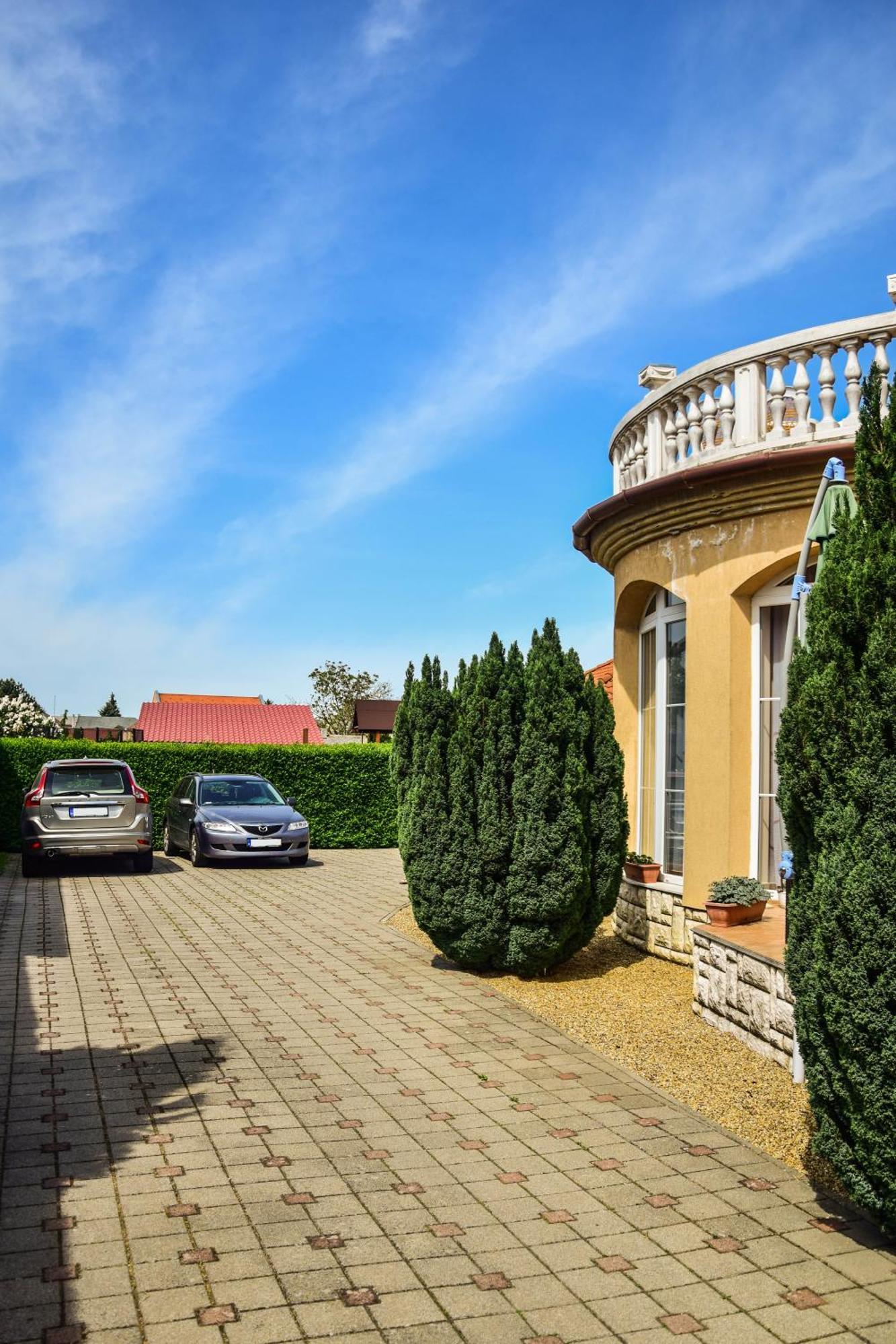 Ambrozia Guesthouse Nagykanizsa Ngoại thất bức ảnh